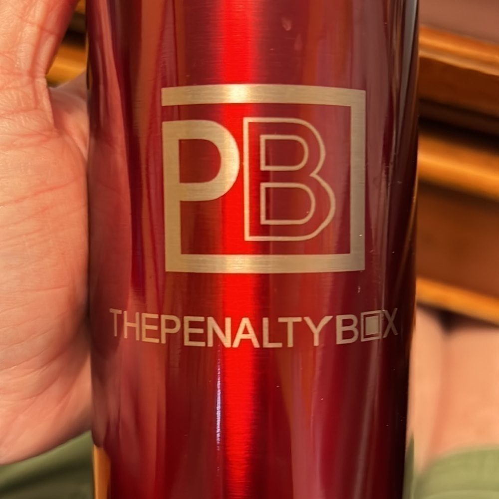 STAINLESS steel water bottle new without tags. Hockey mom. - Picture 2 of 3